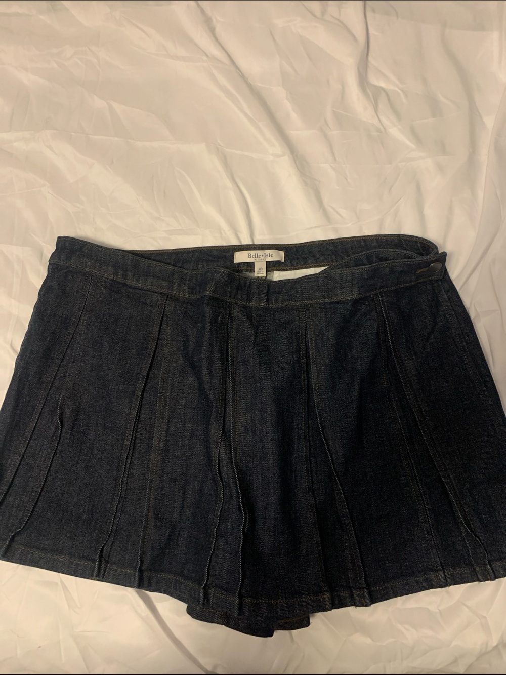 Dark Denim Pleated Women's Shorts